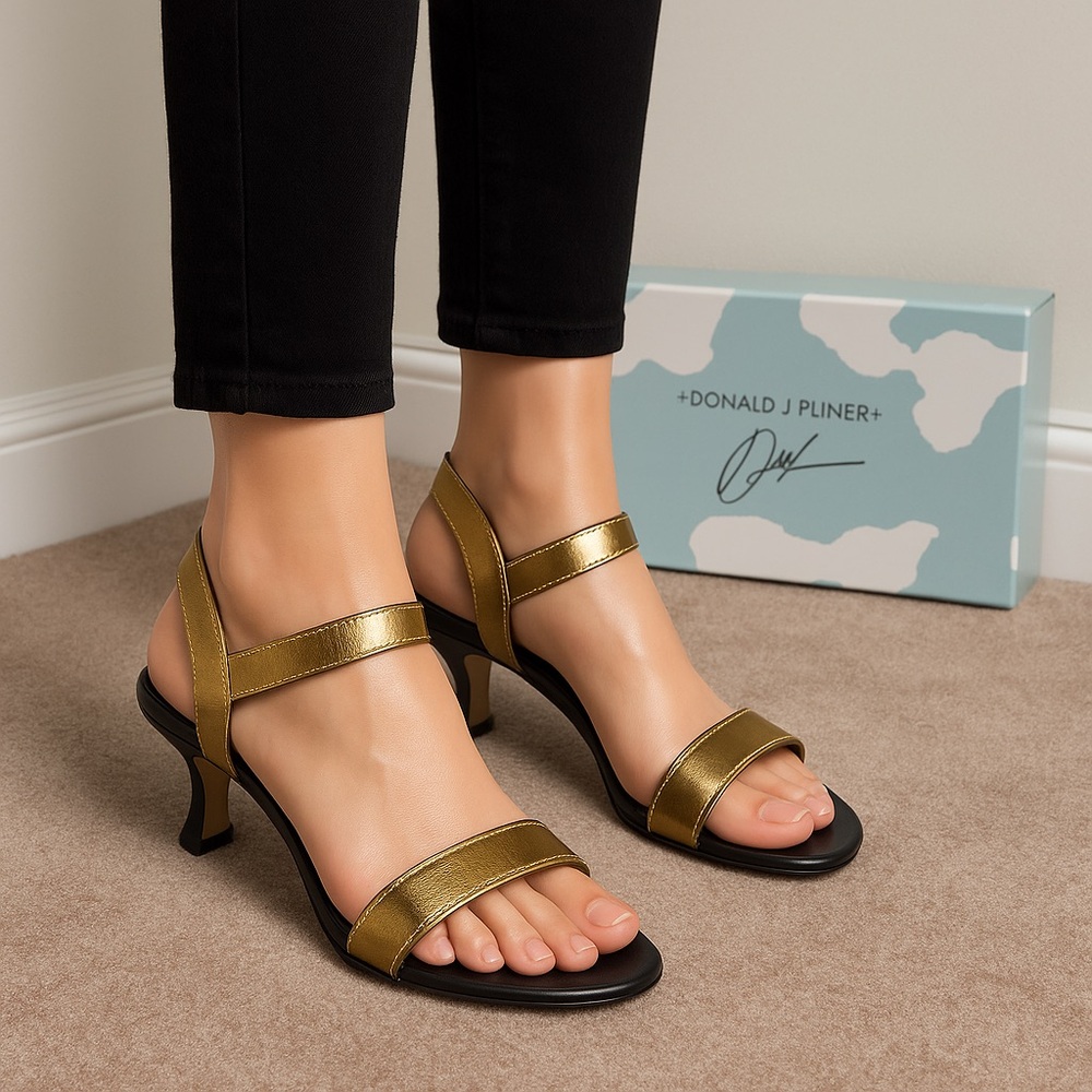 Donald J. Pliner gold and black heel